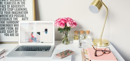 Photo Adjustable desk lamp